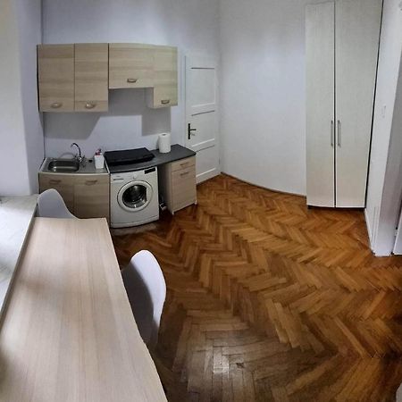 Nocleg W Centrum Czestochowy Nmp32 Częstochowa Eksteriør bilde