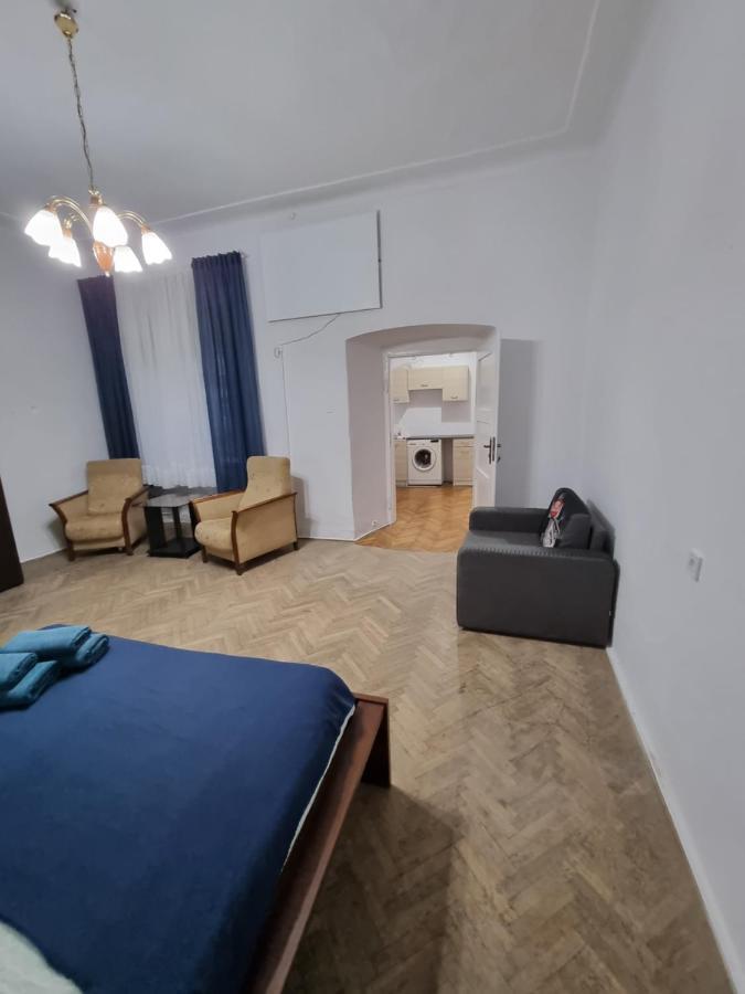 Nocleg W Centrum Czestochowy Nmp32 Częstochowa Eksteriør bilde