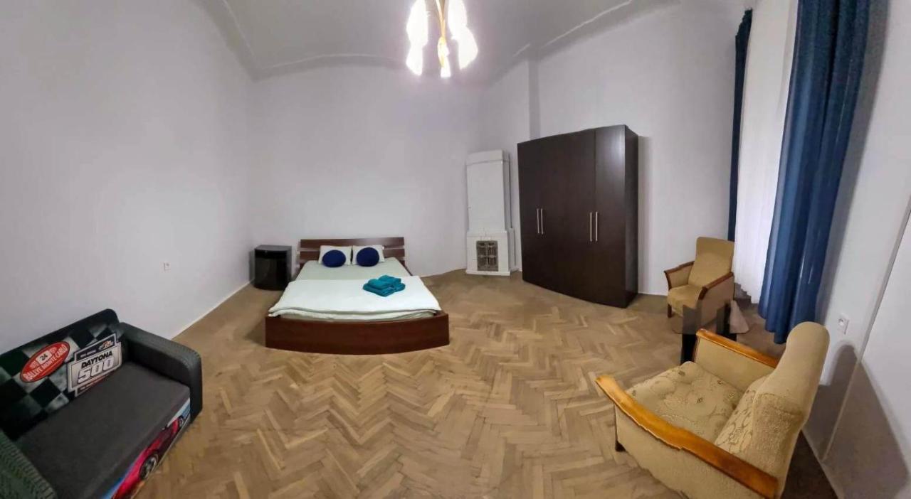 Nocleg W Centrum Czestochowy Nmp32 Częstochowa Eksteriør bilde