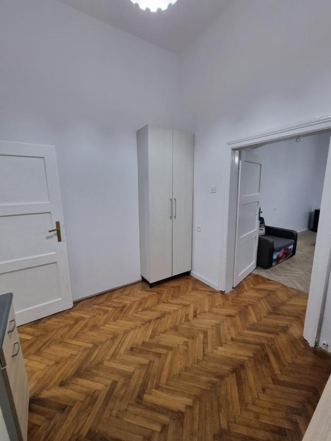 Nocleg W Centrum Czestochowy Nmp32 Częstochowa Eksteriør bilde