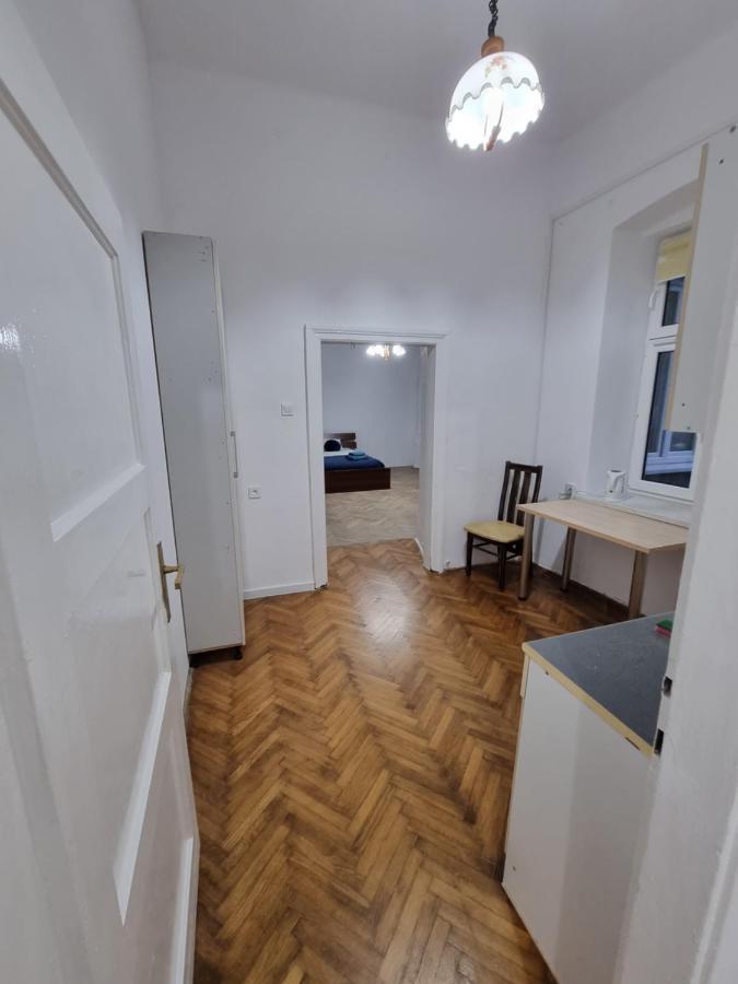 Nocleg W Centrum Czestochowy Nmp32 Częstochowa Eksteriør bilde